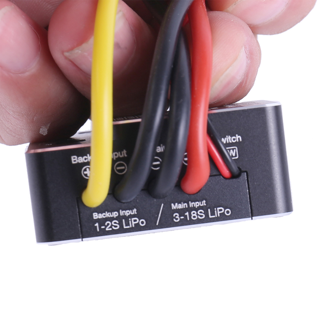Hobbywing UBEC 25A HV 3-18S Mo - đánh giá và giá Drone Racing Esc